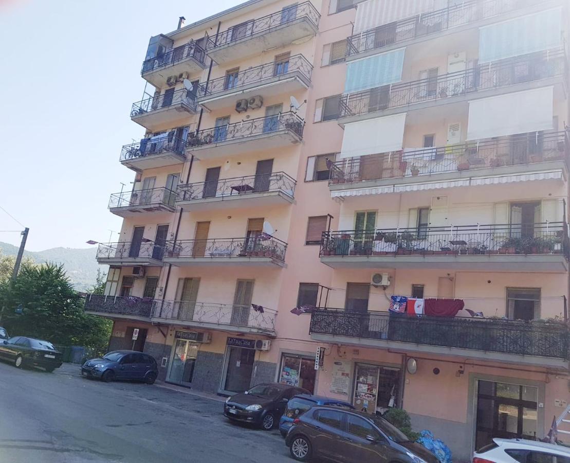 B&B Irnum Salerno Zewnętrze zdjęcie